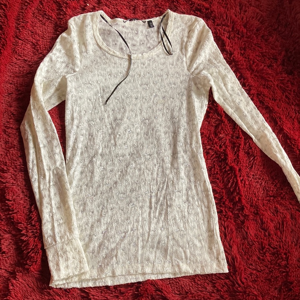 BKE Boutique lace long sleeve size medium